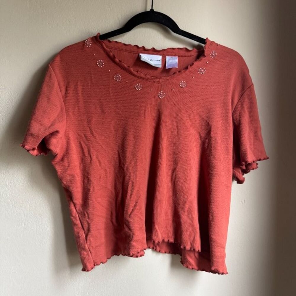 Lettuce Hem Rust Floral Tee